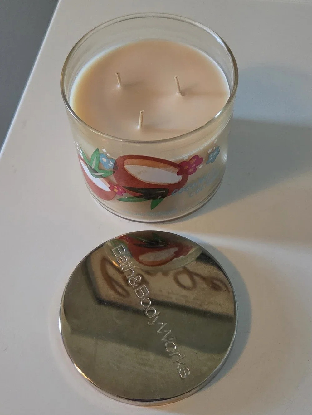 Coconut Colada Bath & Body Works 3 Wick Candle - Picture 2 of 3